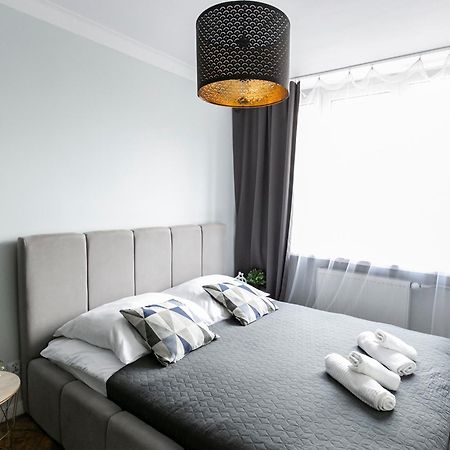 Nowogrodzka 78 - Apartament Dla 4 Osob - 200M Od Szpitala Klinicznego Na Lindleya - 1Km Do Dworca Centralnego - Wifi - Smart Tv 45 Cali Varsóvia Exterior foto