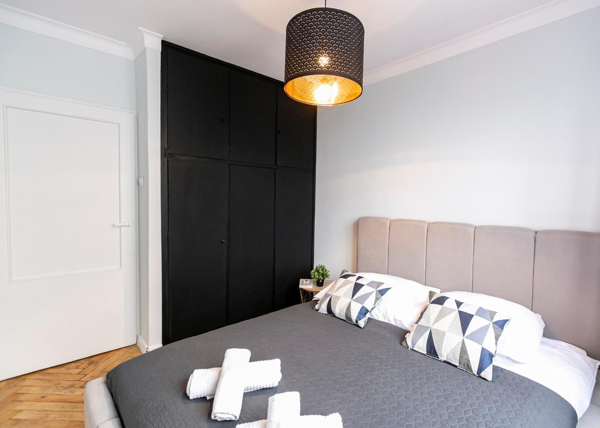 Nowogrodzka 78 - Apartament Dla 4 Osob - 200M Od Szpitala Klinicznego Na Lindleya - 1Km Do Dworca Centralnego - Wifi - Smart Tv 45 Cali Varsóvia Exterior foto